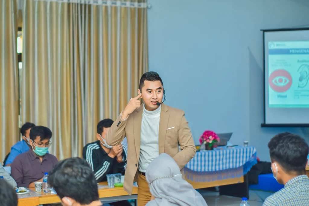 HOME | M. Aqil Baihaqi